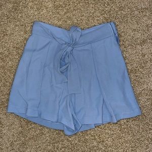 High-waisted Light Blue Tie Shorts (size Medium)